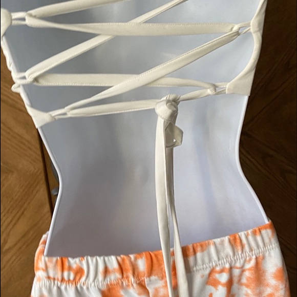 The label white lace up tie open strappy tube Top - Picture 5 of 6